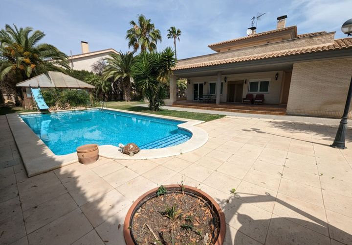 Villa i Elda, Alicante, Elda - € 475.000 | Ref: GI8619 - foto 1